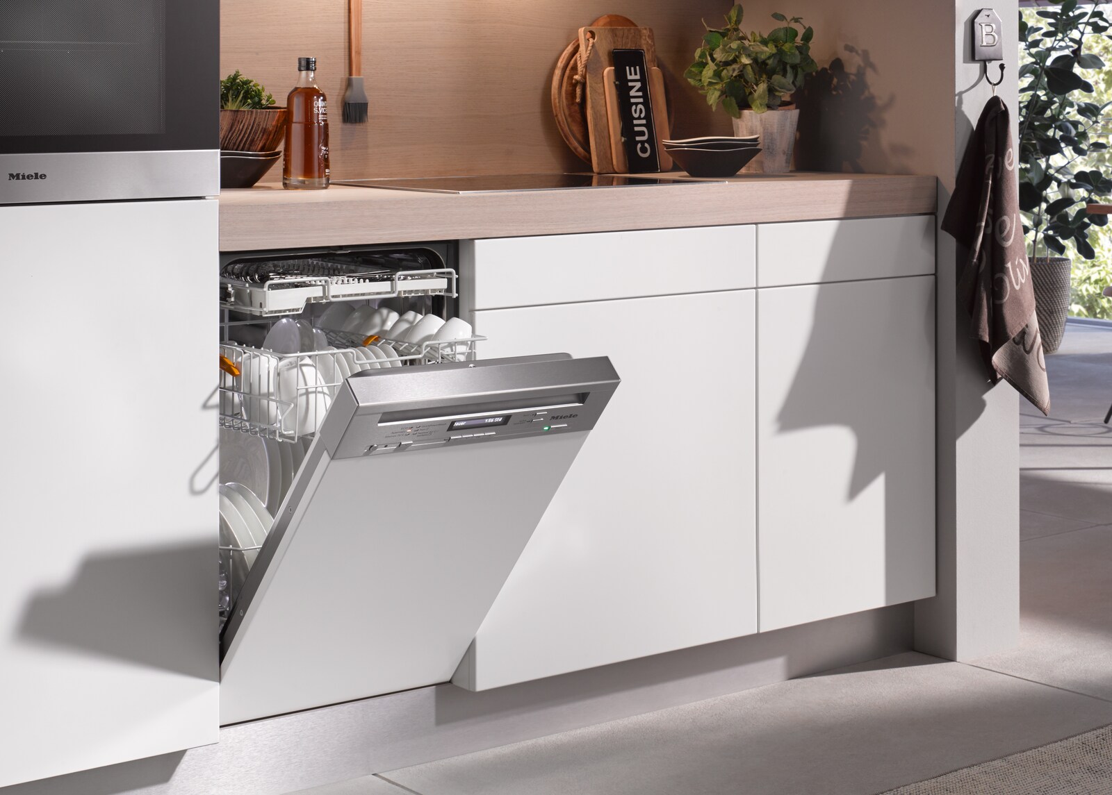 Integrated Dishwashers 1 